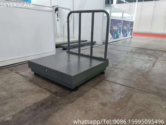 Digitaal koolstofstaal 500x500mm 300kg platformschaal met checkerplaat en backrail